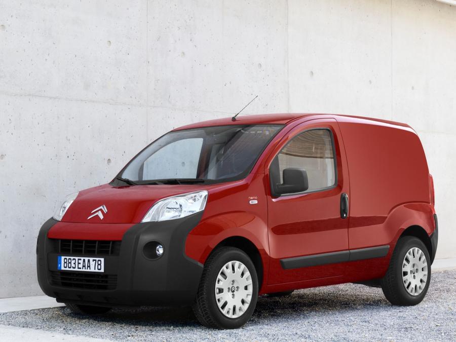  Citroen Nemo 2008 года  (фото 1 из 16)